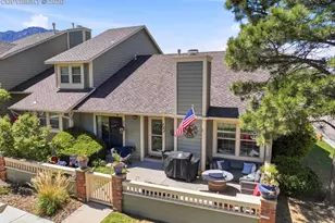727 Crown Point Dr, Colorado Springs, CO 80906 - Photo 2