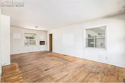 3825 Meadow Lane, Colorado Springs, CO 80907 - Photo 4