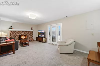 6410 Pulpit Rock Drive, Colorado Springs, CO 80918 - Photo 10