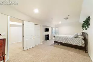 190 S Circle Dr, Pueblo, CO 81007 - Photo 22