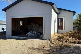 20 Pendelton Cir, Colorado Springs, CO 80904 - Photo 2