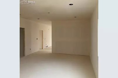 20 Pendelton Circle, Colorado Springs, CO 80904 - Photo 8