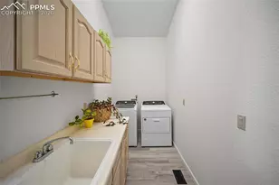 5025 Vista Del Sol Point, Colorado Springs, CO 80919 - Photo 36