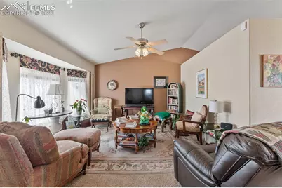429 W Strawberry Drive, Pueblo West, CO 81007 - Photo 6