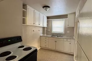 2534 E St Vrain St, Colorado Springs, CO 80909 - Photo 8