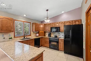 5715 Flintridge Dr, Colorado Springs, CO 80918 - Photo 12