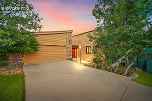 609 Crystal Hills Blvd, Manitou Springs, CO 80829 - Photo 1