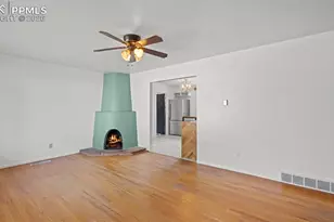 109 Davie Dr, Colorado Springs, CO 80911 - Photo 2