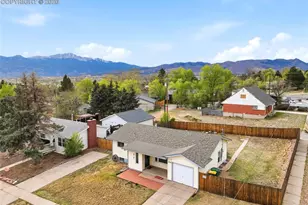 3712 Sheffield Ln, Colorado Springs, CO 80907 - Photo 2