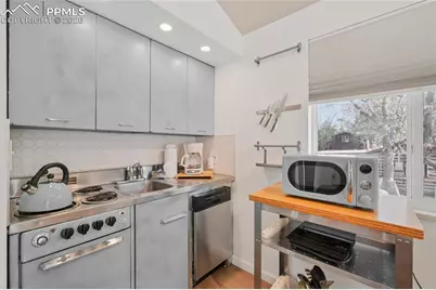 198 Crystal Park Road, Manitou Springs, CO 80829 - Photo 8