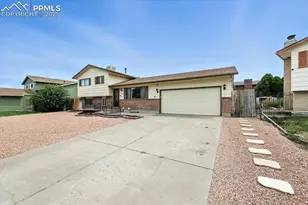 11 Senate Ct, Pueblo, CO 81005 - Photo 42