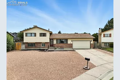 11 Senate Court, Pueblo, CO 81005 - Photo 2