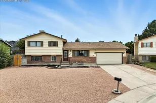 11 Senate Ct, Pueblo, CO 81005 - Photo 2