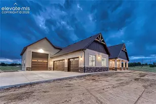 10853 Alamar Wy, Colorado Springs, CO 80908 - Photo 2