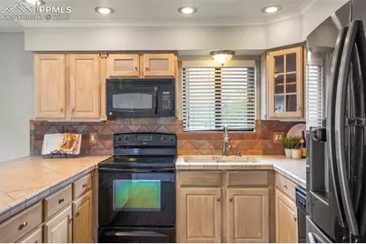 4684 Winewood Village Drive, Colorado Springs, CO 80917 - Photo 14