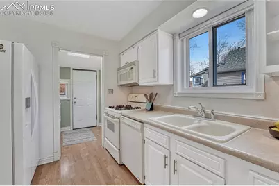 612 N Corona Street, Colorado Springs, CO 80903 - Photo 22