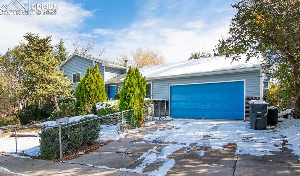 311 Poe Pl, Colorado Springs, CO 80910