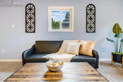 1732 Comanche Road, Pueblo, CO 81001 - Photo 10