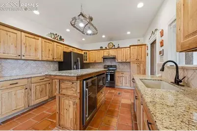 225 E Main Street, Florence, CO 81226 - Photo 12