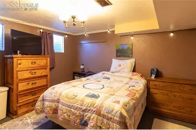 710 N 30th Street, Colorado Springs, CO 80904 - Photo 24