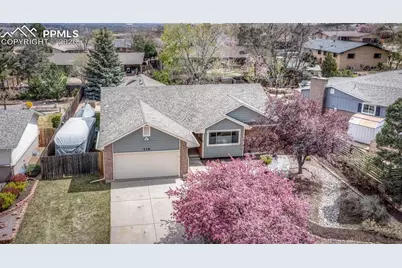 139 Palisade Circle, Manitou Springs, CO 80829 - Photo 4