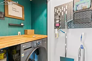 560 Autumn Crest Cir, Colorado Springs, CO 80919 - Photo 12