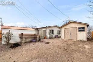 2219 W 28th St, Pueblo, CO 81003 - Photo 30