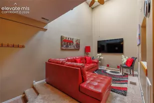 2035 Sussex Ln, Colorado Springs, CO 80909 - Photo 10