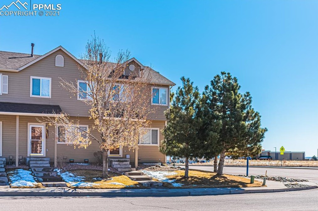 2509 Leoti Dr, Colorado Springs, CO 80922-1180