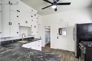 215 E Jefferson St, Colorado Springs, CO 80907 - Photo 10