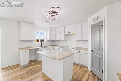 9134 Chieftan Drive, Colorado Springs, CO 80925 - Photo 14