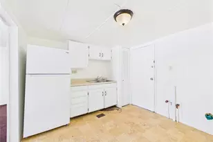 2816 E 14th St, Pueblo, CO 81001 - Photo 12