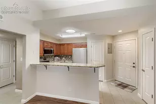 974 Acapulco Ct, Colorado Springs, CO 80910 - Photo 6