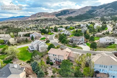 8415 Lauralwood Lane, Colorado Springs, CO 80919 - Photo 40