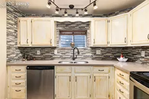 12 N 17th St, Colorado Springs, CO 80904 - Photo 36
