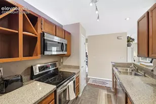 932 Tampico Ct, Colorado Springs, CO 80910 - Photo 12