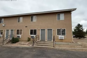 1701 Oakshire Ln, Pueblo, CO 81001 - Photo 14