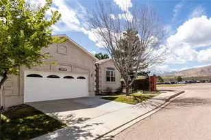 1676 Pinon Glen Cir, Colorado Springs, CO 80919 - Photo 2