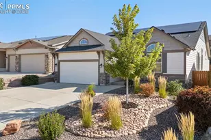 2683 Hannah Ridge Dr, Colorado Springs, CO 80922 - Photo 2