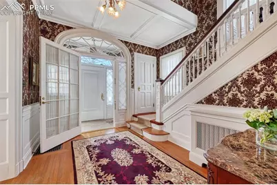 1415 N Cascade Avenue, Colorado Springs, CO 80907 - Photo 2