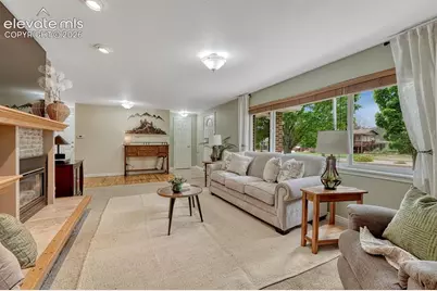 2619 Farragut Circle, Colorado Springs, CO 80907 - Photo 4