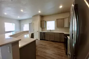 135 Terrace Dr, Colorado Springs, CO 80906 - Photo 8