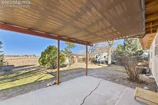 21 S Golfwood Dr, Pueblo West, CO 81007 - Photo 32