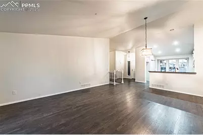 7128 Mustang Rim Drive, Colorado Springs, CO 80923 - Photo 10