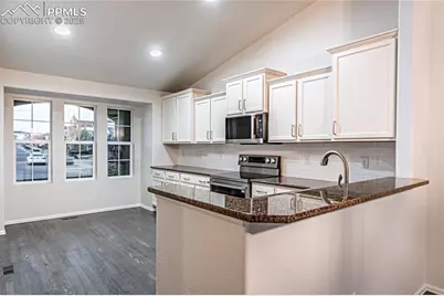 7128 Mustang Rim Drive, Colorado Springs, CO 80923 - Photo 12