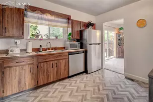 3618 Leeds Ln, Colorado Springs, CO 80907 - Photo 10