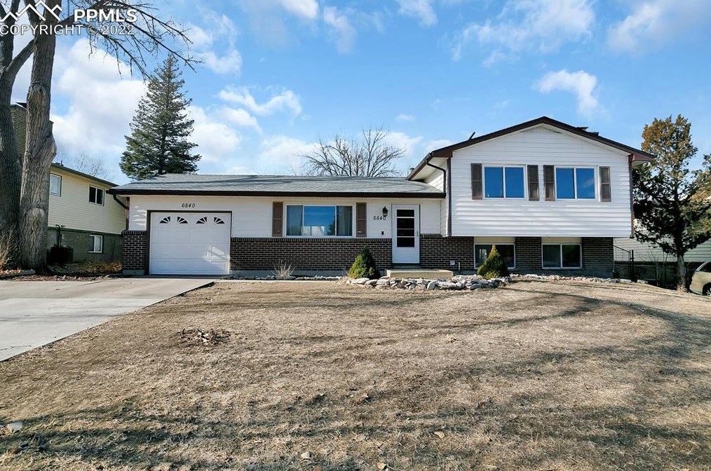 6840 Kipling St, Colorado Springs, CO 80911-2703