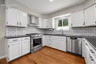 1125 Popes Valley Dr, Colorado Springs, CO 80919 - Photo 8