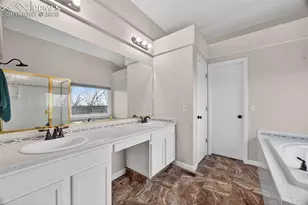 15635 Split Creek Dr, Monument, CO 80132 - Photo 32