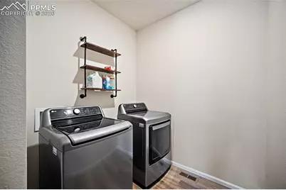 5662 Last Chance Drive, Colorado Springs, CO 80927 - Photo 8